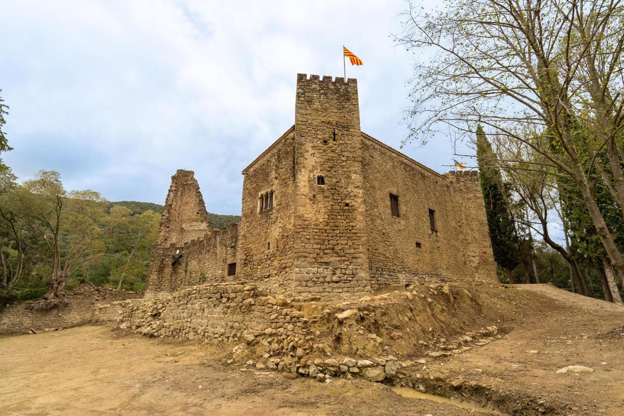 Вилла Castell In Girona Sant Miquel de Campmajor Экстерьер фото