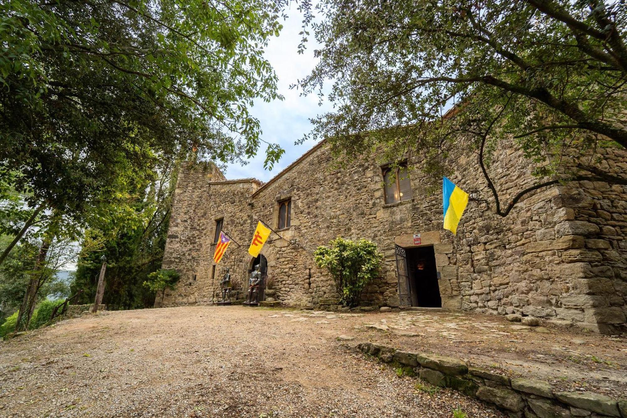 Вилла Castell In Girona Sant Miquel de Campmajor Экстерьер фото