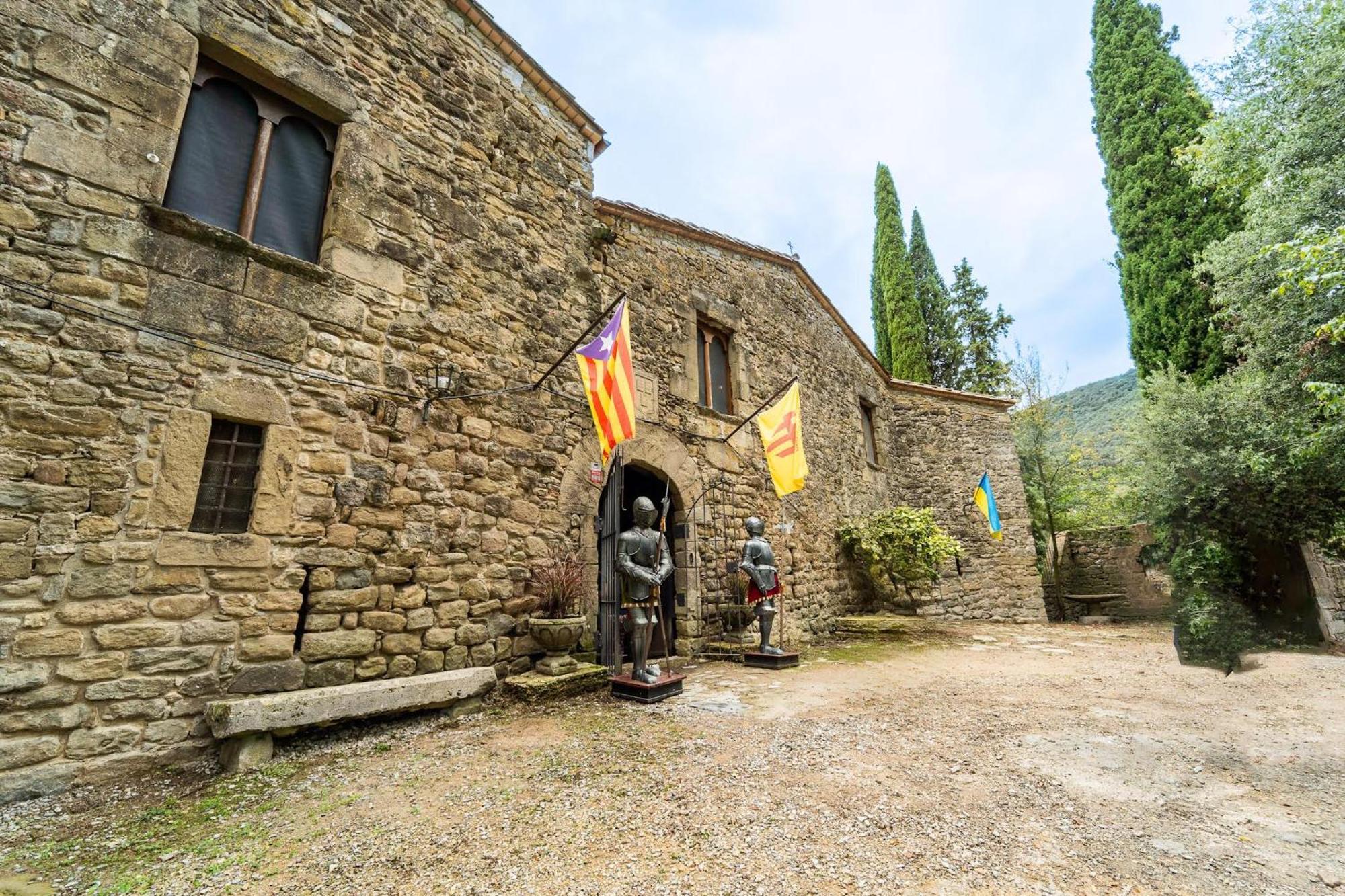 Вилла Castell In Girona Sant Miquel de Campmajor Экстерьер фото