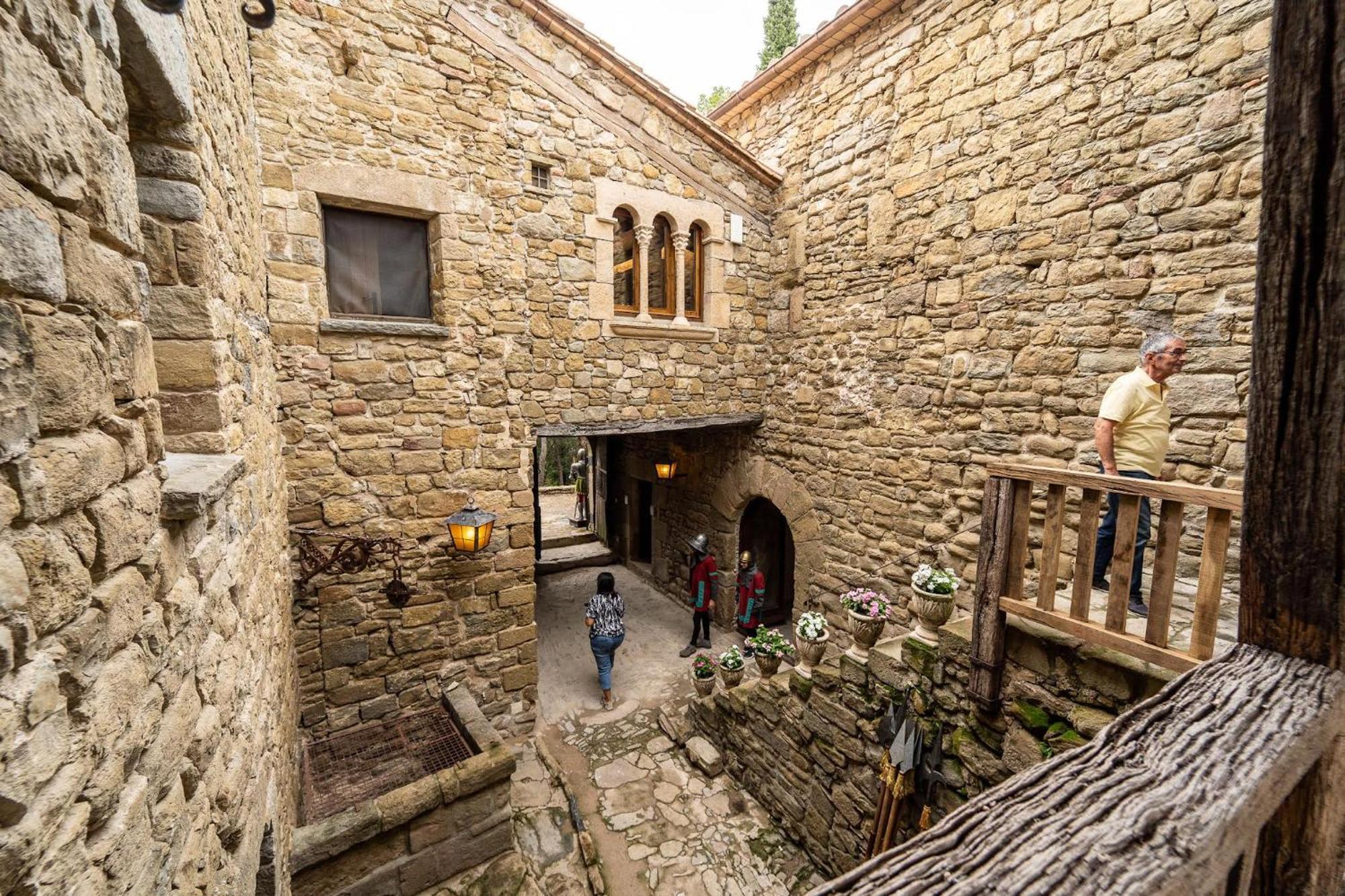 Вилла Castell In Girona Sant Miquel de Campmajor Экстерьер фото