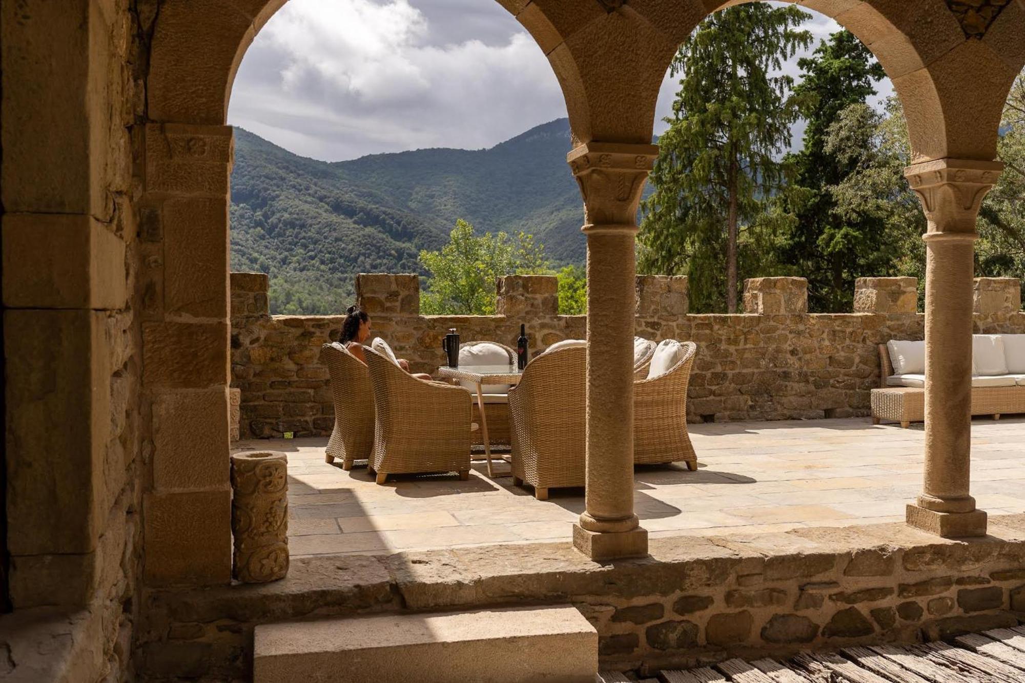 Вилла Castell In Girona Sant Miquel de Campmajor Экстерьер фото