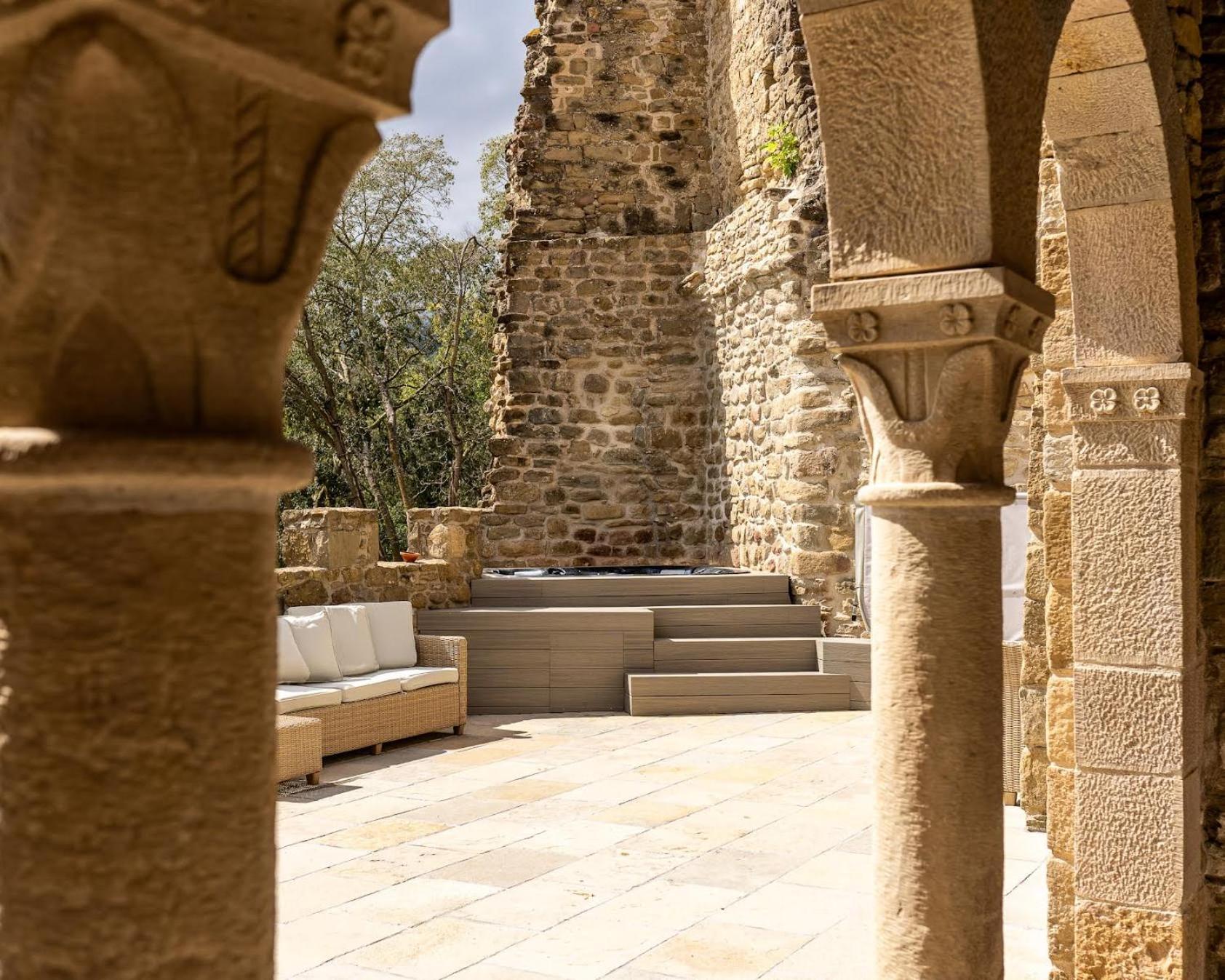 Вилла Castell In Girona Sant Miquel de Campmajor Экстерьер фото