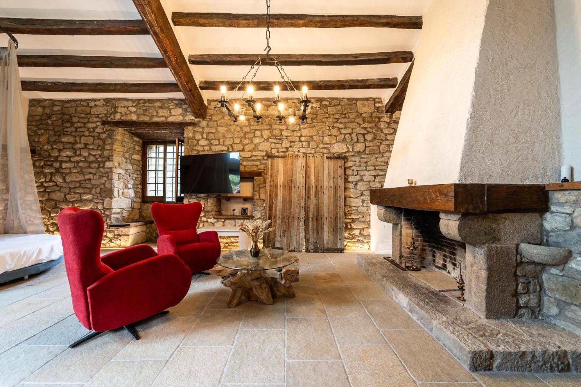 Вилла Castell In Girona Sant Miquel de Campmajor Экстерьер фото